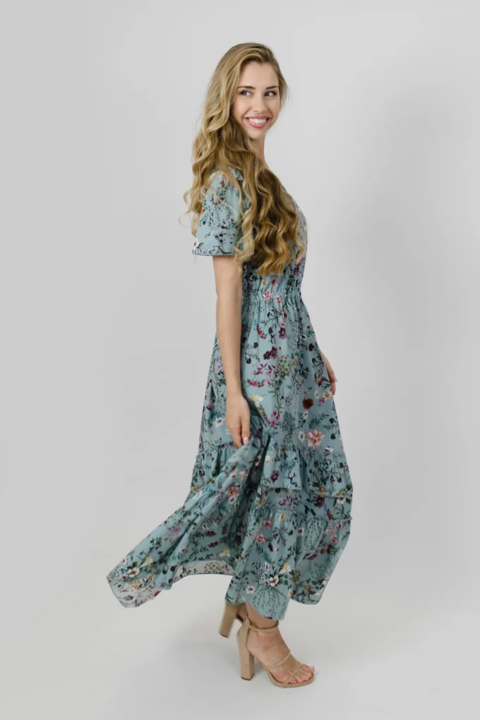 Sukienka Chloe seledynowa polne kwiaty XXS