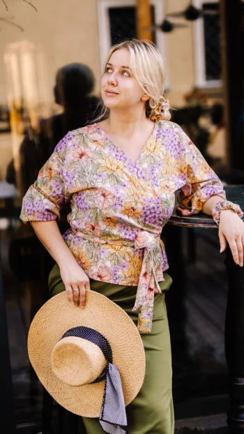 Krótkie kimono, bluzka Yoko rysunkowe wzory