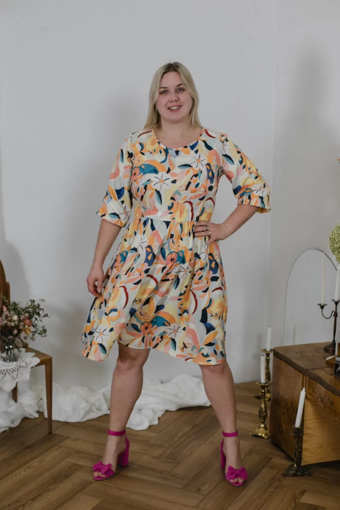 Sukienka Elena 70 flowers pastelowa malowana kwiaty wiskoza