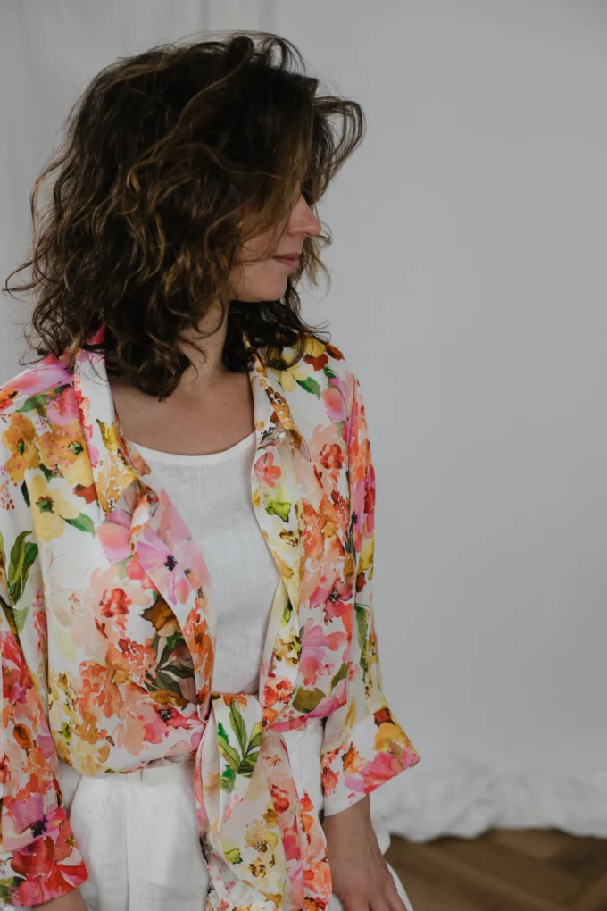 Koszula Natasha lekka jak mgiełka, kimono, wiskoza malowane kwiaty - obrazek 5