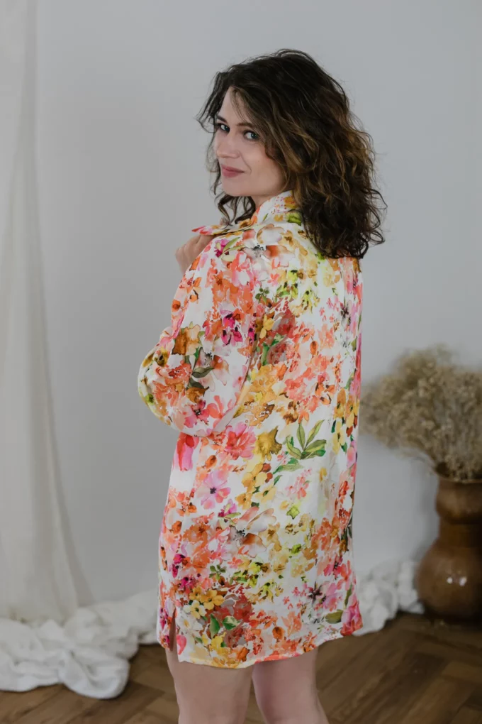 Koszula Natasha lekka jak mgiełka, kimono, wiskoza malowane kwiaty - obrazek 4