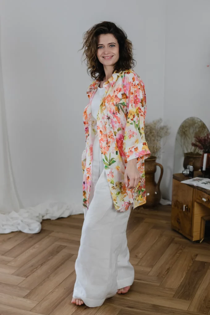 Koszula Natasha lekka jak mgiełka, kimono, wiskoza malowane kwiaty - obrazek 7