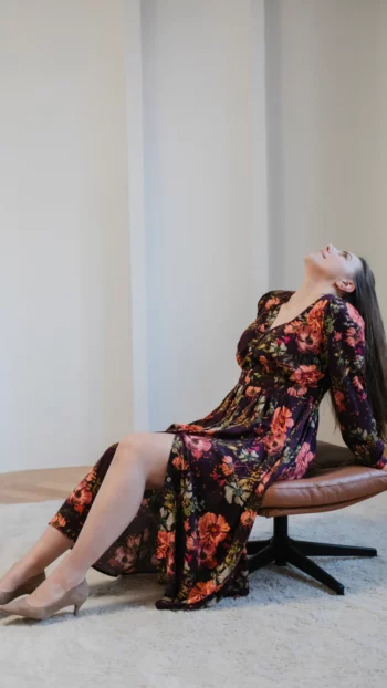 Sukienka Sophie 2.0 bordowe kwiaty