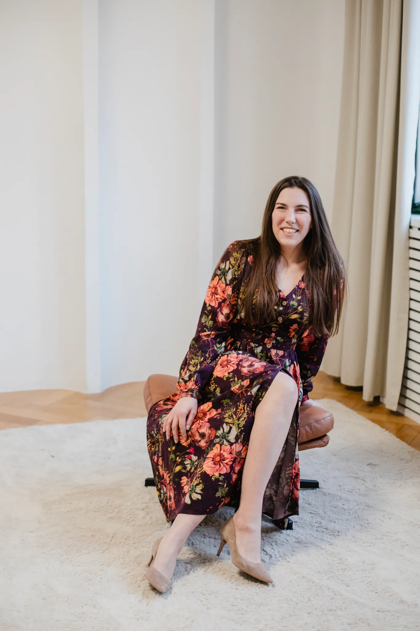 Sukienka Sophie 2.0 bordowe kwiaty - obrazek 5