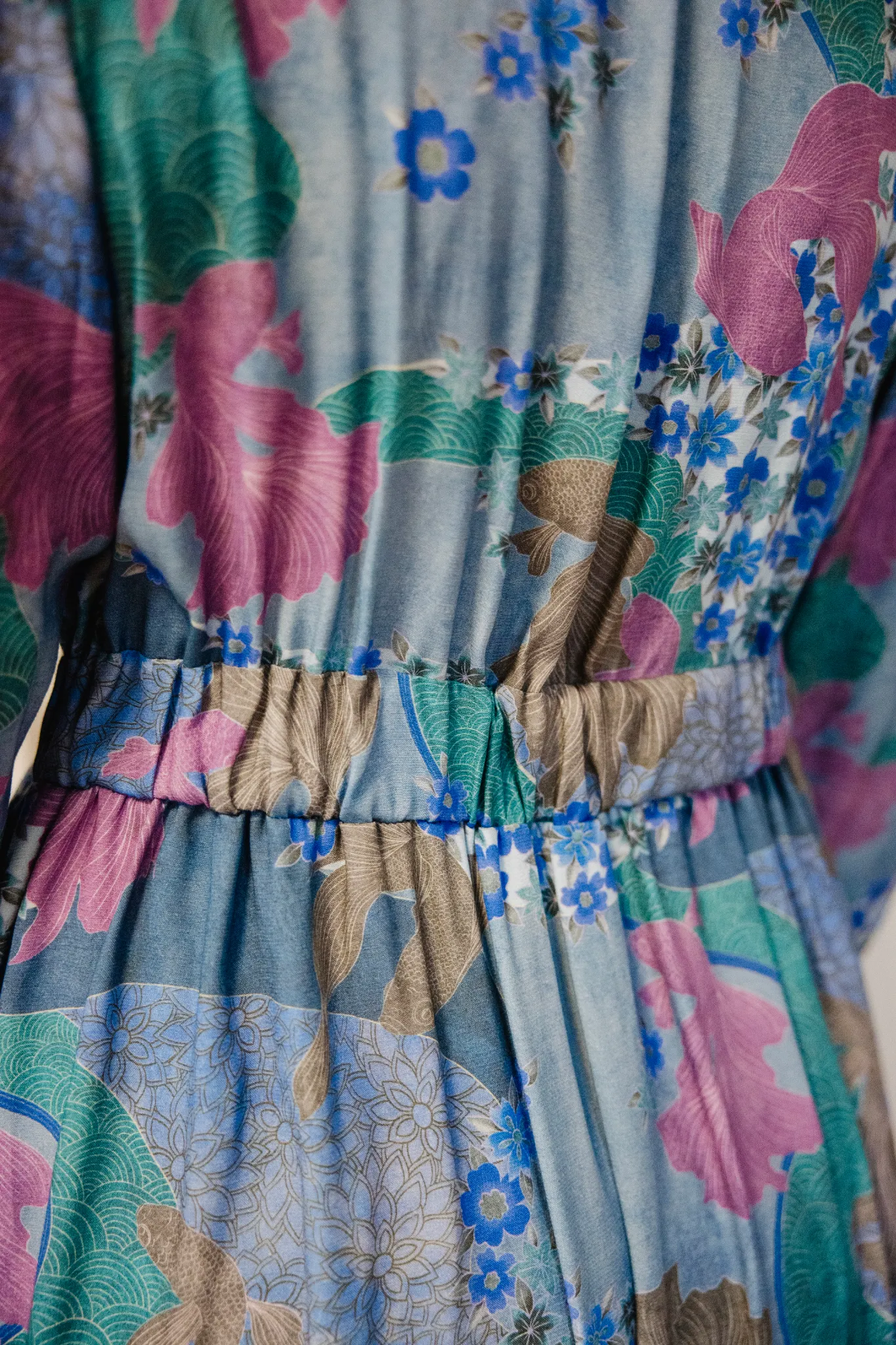 Sukienka Sophie 2.0 rybki welonki błękitne wiskoza - obrazek 3