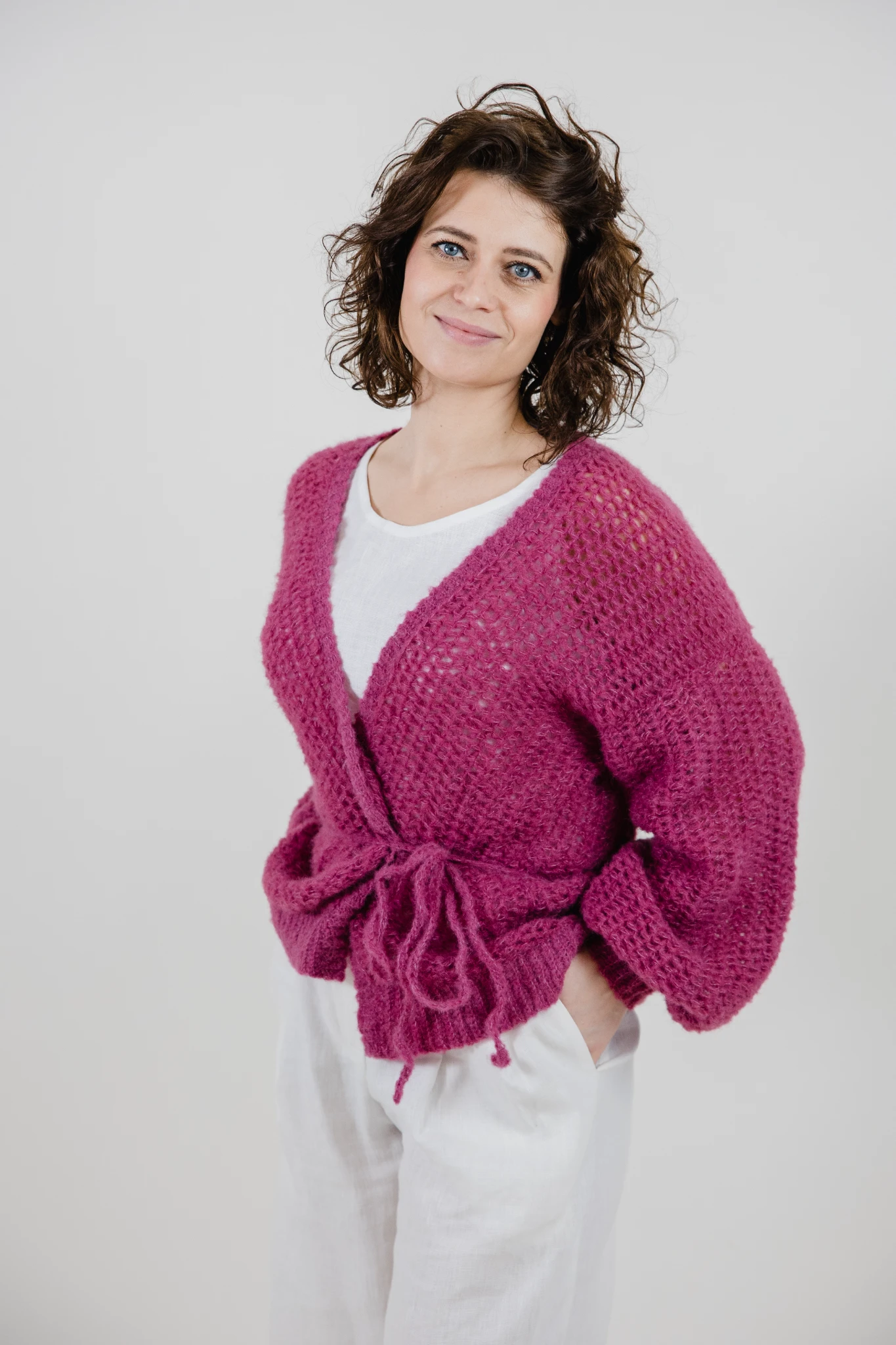 Sweterek chmurka alpaka i jedwab kardigan jagodowy wrzosowy - obrazek 2